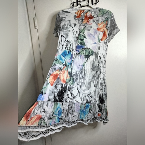 Fleur De Lis (Size S) Multicolored Textured Mix Media Lightweight Tunic Dress - Picture 10 of 10